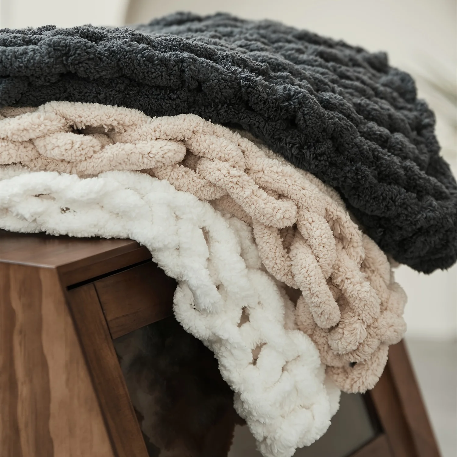 Handmade Chunky Knitted Blanke - đánh giá và giá Throw Blanket Chunky Knit